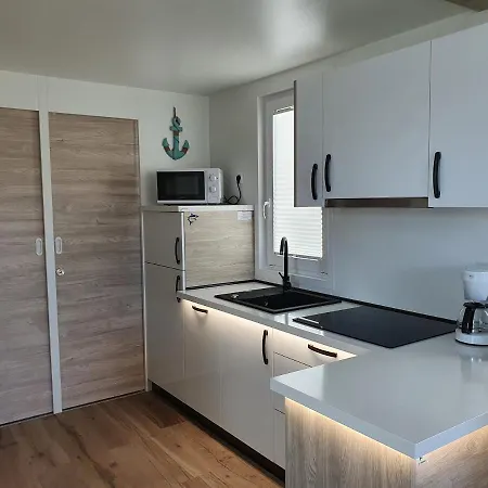 Floating House Sena Bateau-hôtel