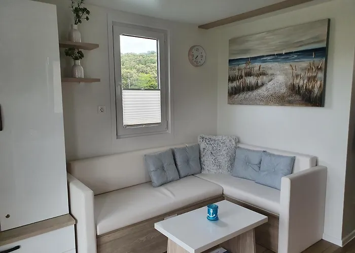 보트호텔 Floating House Sena 풀라