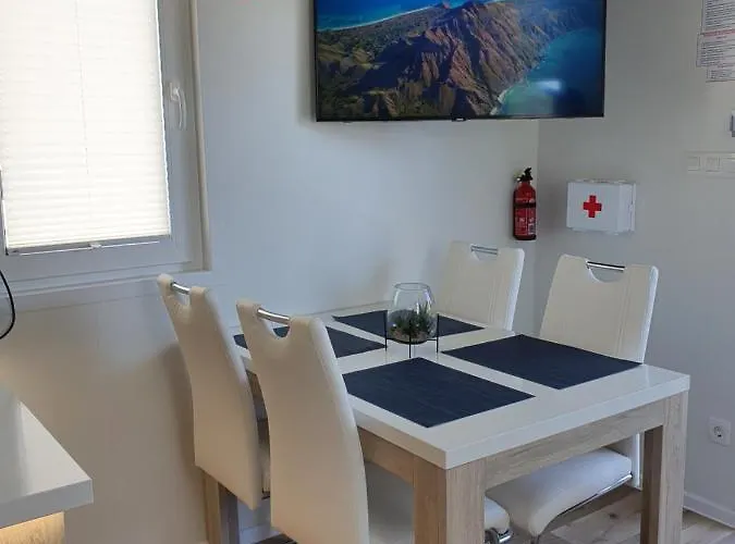 Floating House Sena 풀라